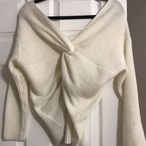 Twist sweater